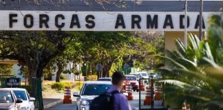 Bolsonaro deixa o Palácio do Alvorada e vai ao Hospital das Forças Armadas