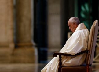 ‘Sejam mensageiros da vida em tempos de morte’, diz o papa