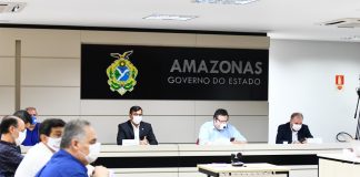 Governo do AM apresenta plano de reabertura do comércio a partir de 14 de maio