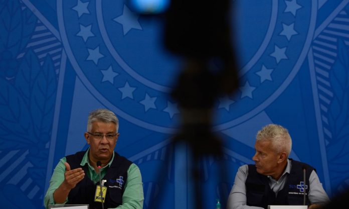 covid-19_boletim_saude_0411201935 Covid-19: Manaus e outras três capitais ficam em situação crítica sem isolamento