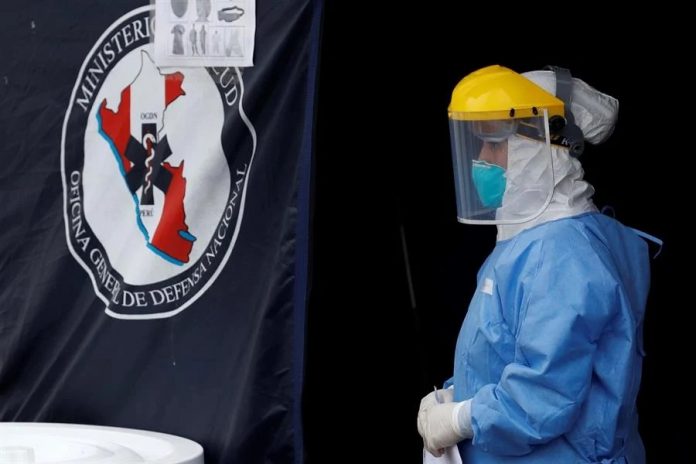 Coronavírus: pesquisa mostra que 50% dos médicos acusam falta de EPI