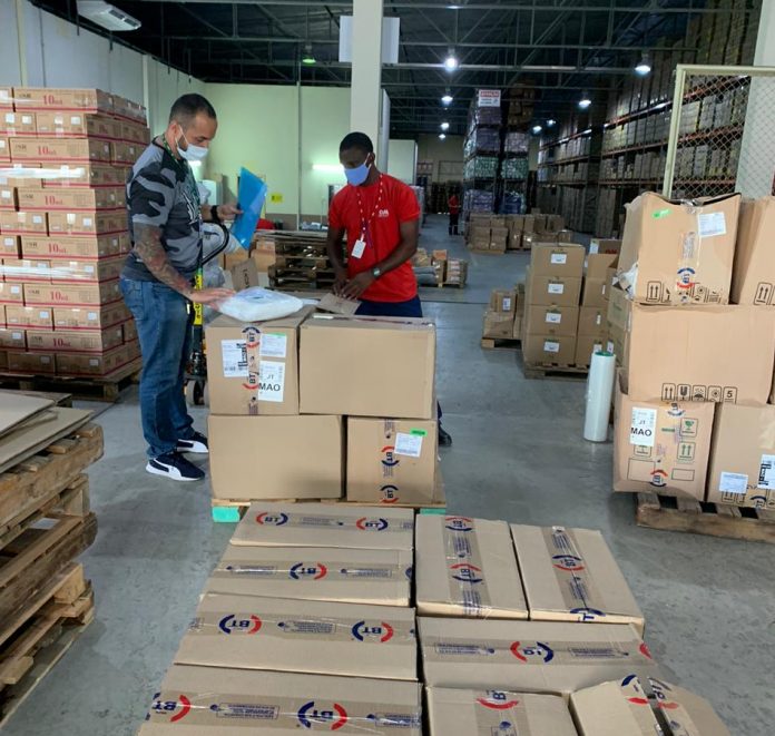 Indústrias de refrigerante doam EPIs para hospitais do Amazonas