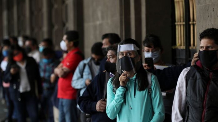 O número de novas infecções pelo novo coronavírus no México, e as autoridades relataram mais 816 morte no país, por conta do novo coronavírus.