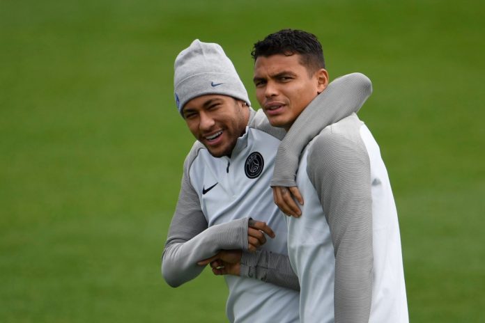 Surpreendido, Neymar se incomoda com saída de T. Silva do PSG