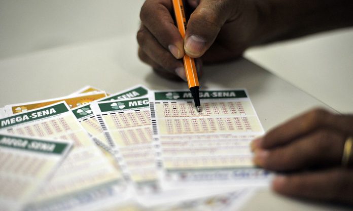 Megas-Sena sorteia R$ 40 milhões neste sábado