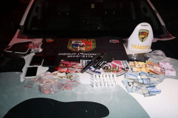 Seis homens são presos em flagrante com armas em operação na Compensa