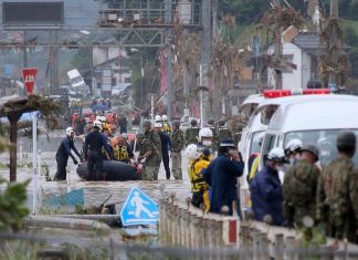 No Japão, chuvas provocam deslizamentos e deixam mortos e desaparecidos