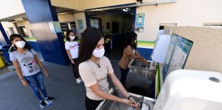 Mais de 900 pias são instaladas em escolas públicas de Manaus