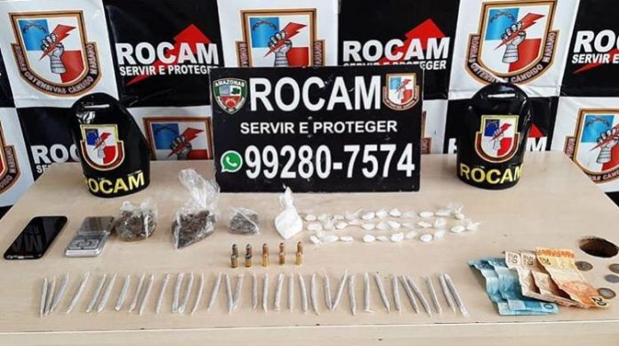 Dupla é presa com drogas, munições e dinheiro no bairro Alvorada II