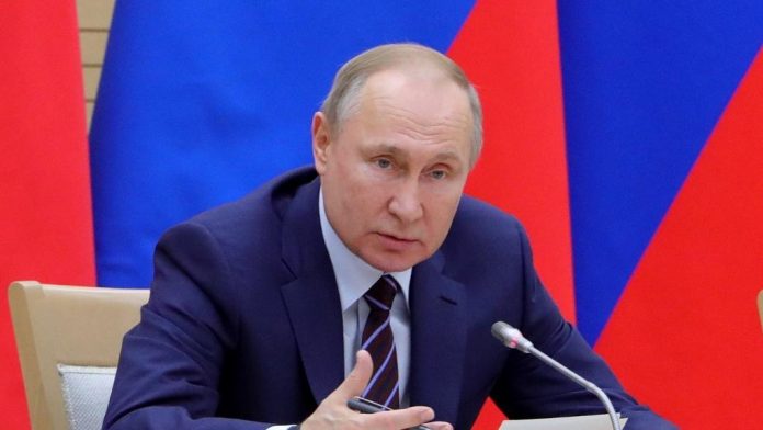 Putin anuncia que Rússia registrou 1ª vacina contra coronavírus