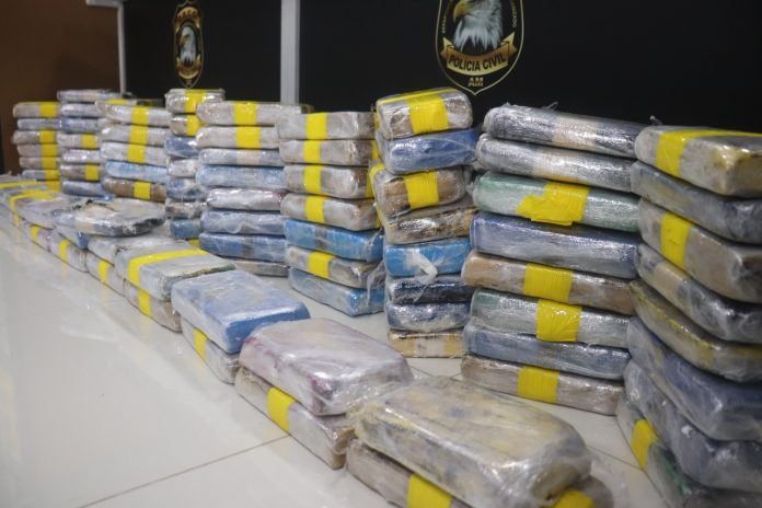 Ação policial apreende 130 quilos de cocaína na zona Sul de Manaus
