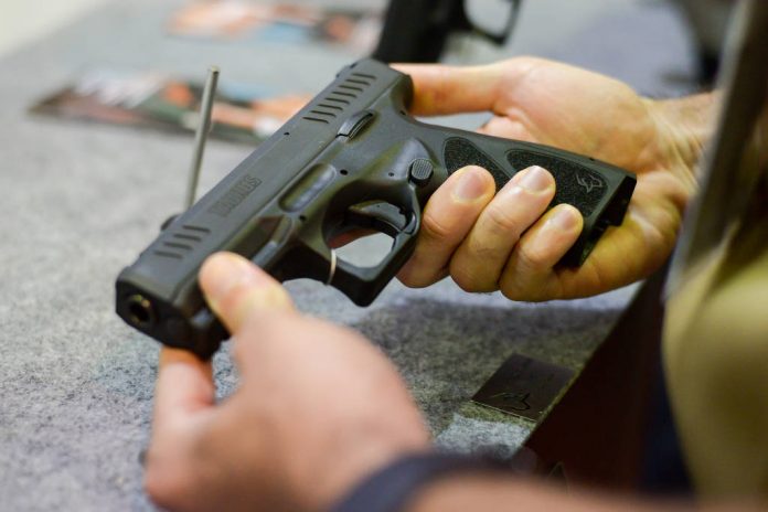 PF publica norma que flexibiliza regras para porte e posse de arma de fogo