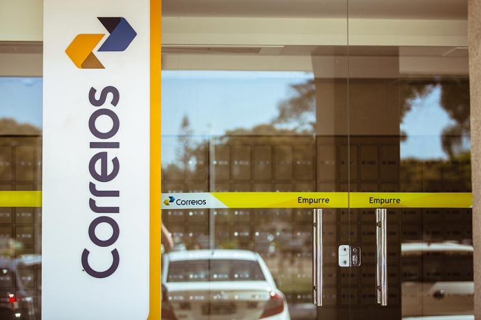 Polícia Federal faz operação contra fraudes nos Correios