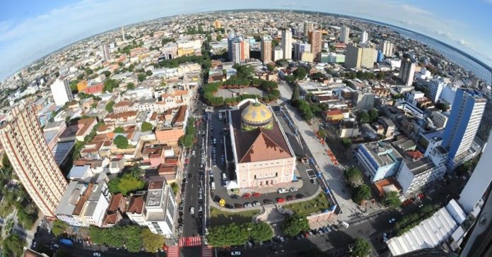 Em Manaus, feriados de 2021 serão suspensos para recuperar rombo na economia