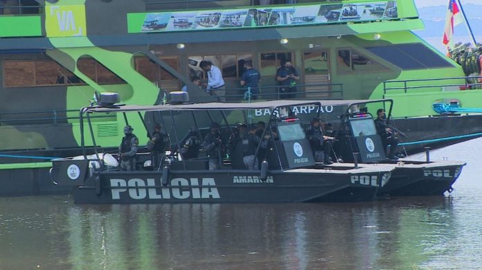 Duas mulheres são presas por equipes da 'Base Arpão' em Coari