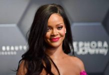 Rihanna sofre acidente com moto elétrica, afirma revista