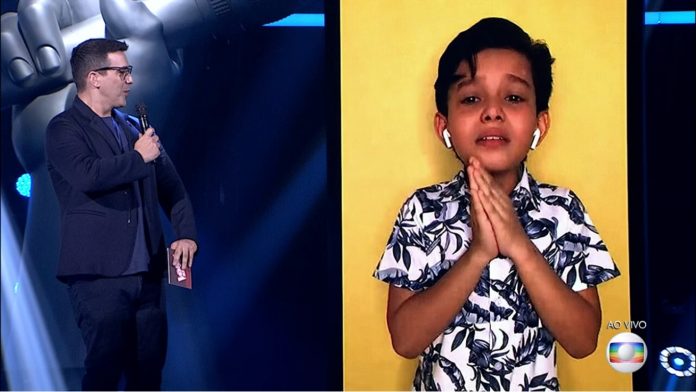 Amazonense Vinnie Ramos passa para próxima fase do The Voice Kids