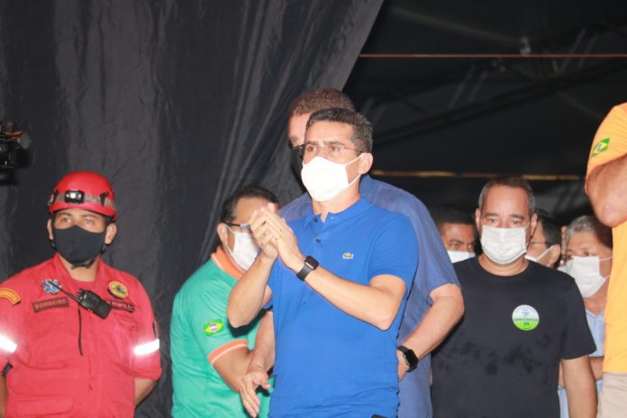 Em vídeo, David Almeida diz passar por fase viral da covid-19