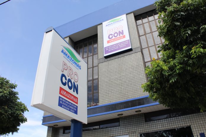 Concessionárias de energia e água somam mais de 1,7 mil reclamações no Procon-AM, em 2020