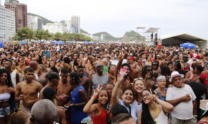 Carnaval de rua no Rio de Janeiro em 2021 é adiado