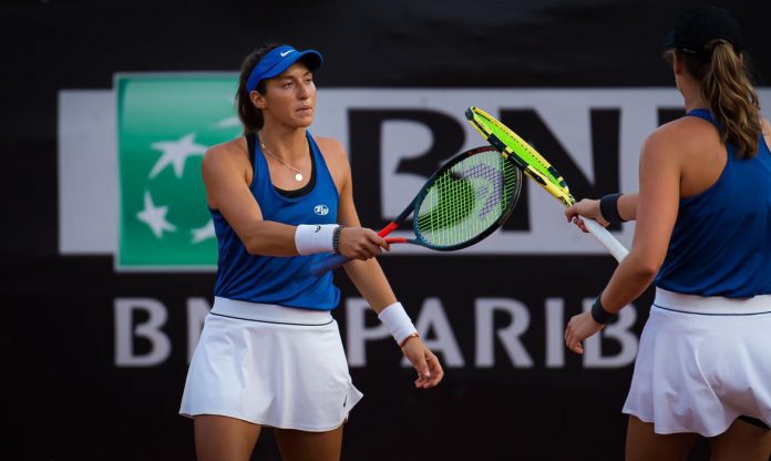 Dupla de Luisa Stefani avança às quartas do WTA de Estrasburgo