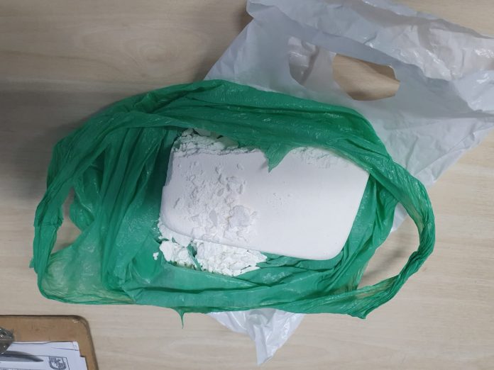 Homem é detido por tráfico e drogas são apreendidas no AM