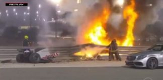 Fómula 1: carro quebra ao meio e pega fogo em acidente forte