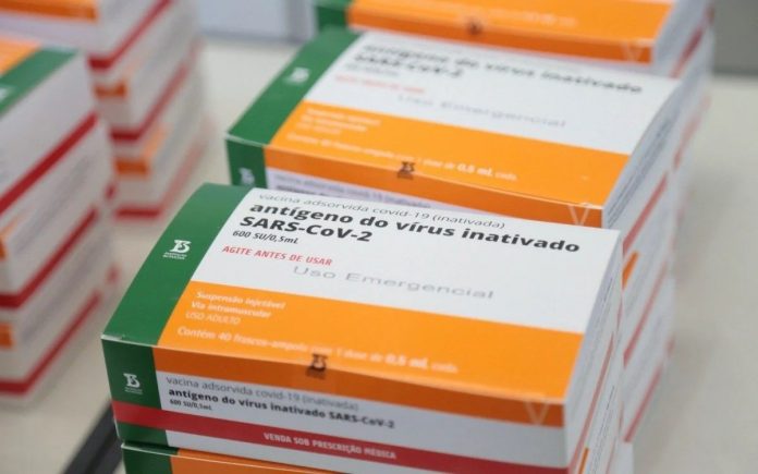 Butantan recebe insumos para mais 8,6 milhões de vacinas na quarta-feira
