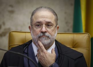 Aras assina portaria que permite compartilhar dados sigilosos da Lava Jato