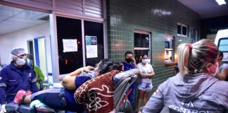 Amazonas transfere 11 pacientes em tratamento de covid-19 para Florianópolis