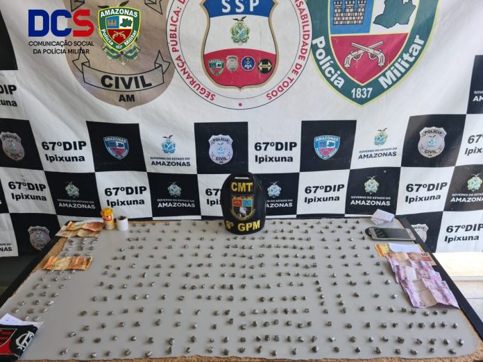 Em Ipixuna, policiais prendem trio e apreendem drogas