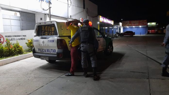 Quatro pessoas foram detidas na segunda noite de operação do toque de recolher