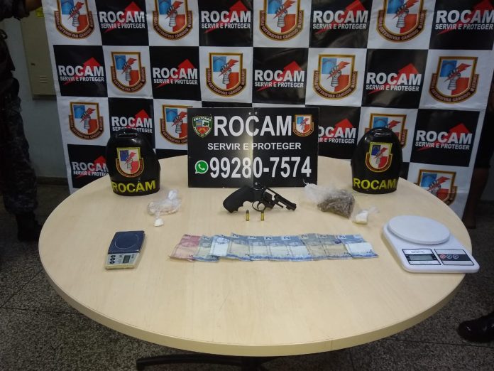 Dupla é presa pela Rocam por porte ilegal de arma de fogo e tráfico de drogas