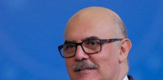 Juíza nega pedido para adiar Enem; ministro via ação de “minoria barulhenta”