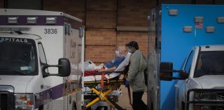 Covid-19: EUA ultrapassam pela primeira vez 4 mil mortes em 24 horas