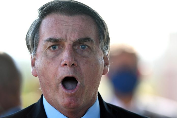 País não está 'quebrado', mas Bolsonaro precisa agir para conter dívida, dizem economistas