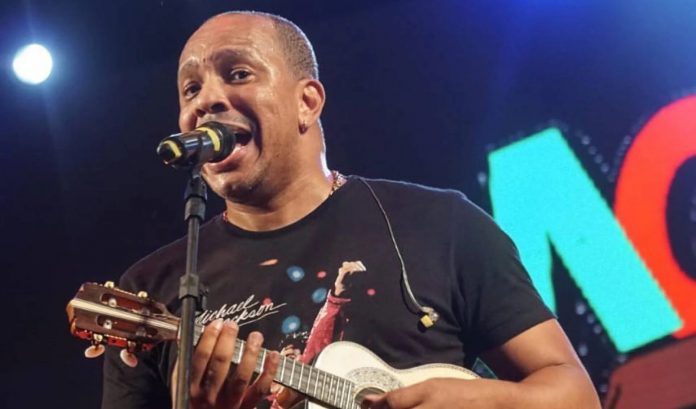 Cantor do 'Molejo' diz que teve relação consensual com rapaz: 'estava sendo chantageado'