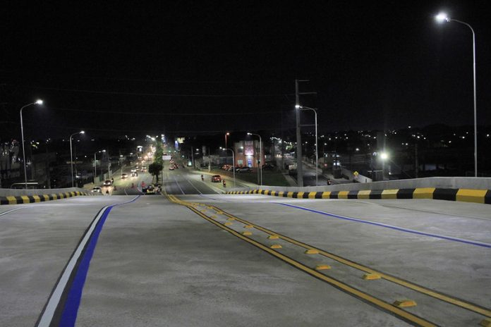 Obra do viaduto do Manoa tem falhas de infraestrutura, aponta laudo do Crea