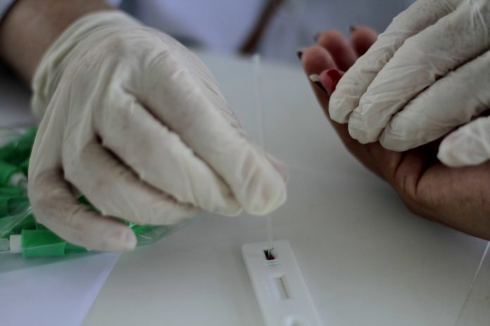 Amazonas chega a marca de 370 mil casos de covid-19