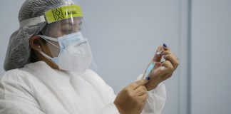 Vacinação terá nova etapa para trabalhadores da saúde ainda não imunizados