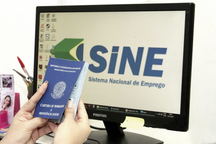 Sine Manaus oferta 53 vagas de emprego nesta terça-feira