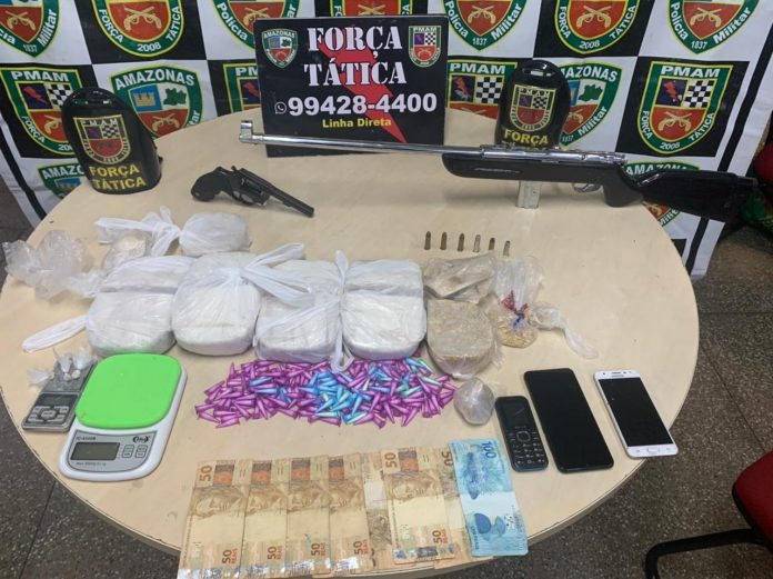 Força Tática prende homem por tráfico e apreende mais 9,5 quilos de drogas