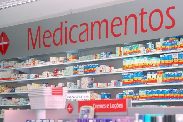 Senado debate adiamento do reajuste de preços de medicamentos