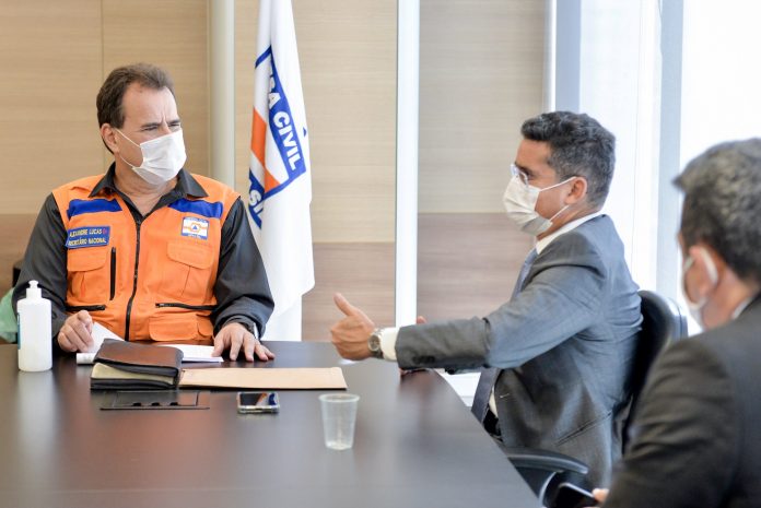 David Almeida anuncia que irá decretar estado de emergência por conta da cheia