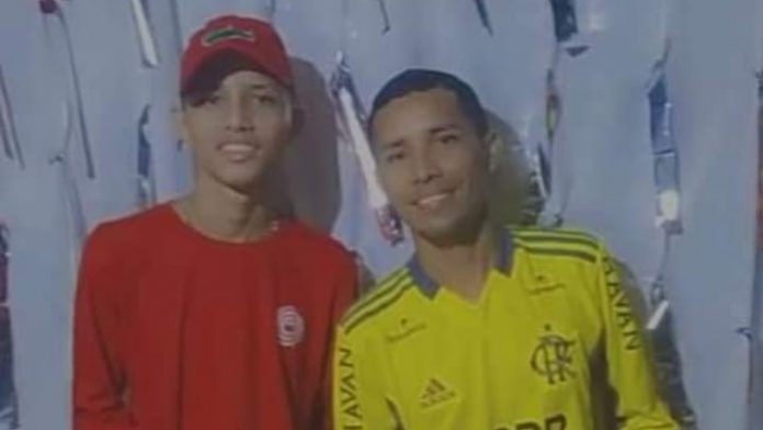 mortos a tiros