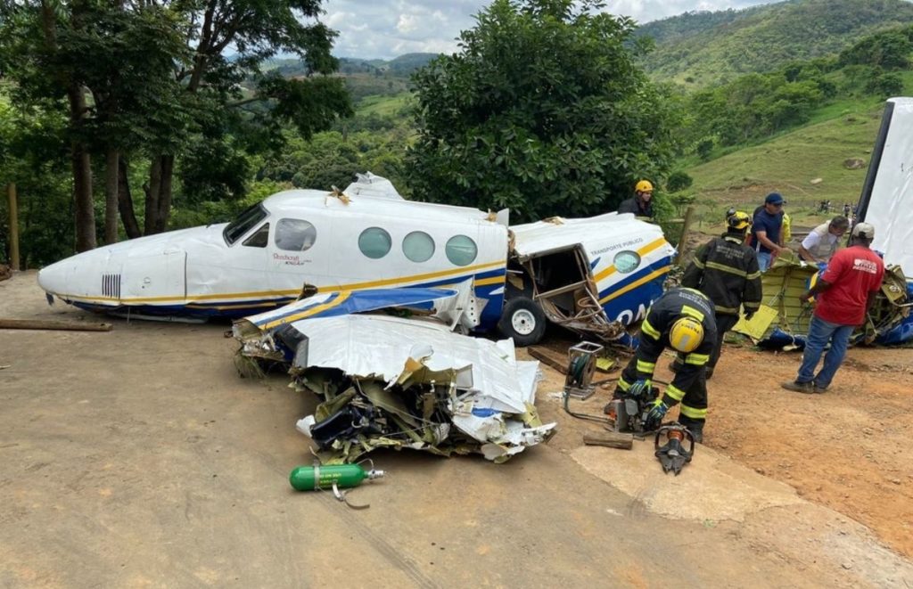 acidente aéreo