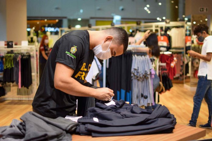 Procon Amazonas orienta sobre cuidados para a Black Friday