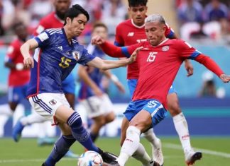 Costa Rica marca após falha do goleiro do Japão e ainda respira na Copa
