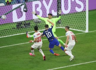 Estados Unidos vencem o Irã por 1 a 0 e avançam para as oitavas