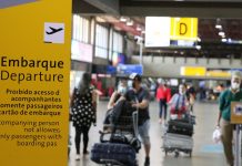 Anvisa volta a obrigar uso de máscaras em aeroportos e aviões
